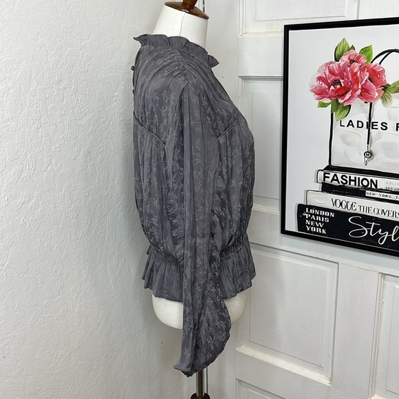 NWOT Current Air Gray Boho Blouse Size M - Picture 2 of 7
